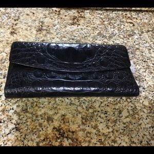 Brahmin wallet